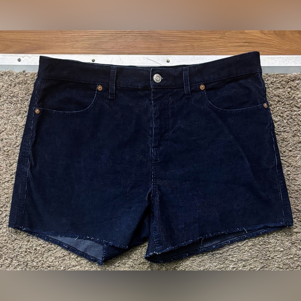 GAP Blue Corduroy Shorts Woman’s 12 Distressed Cut Offs Denim Style Like New